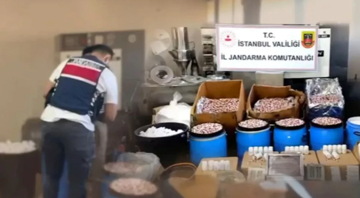 Bakan Yerlikaya açıkladı! 847 bin 600 adet uyuşturucu hap ele geçirildi