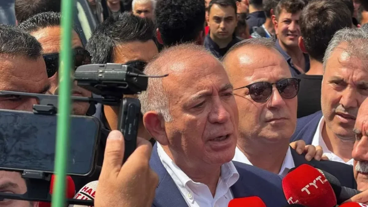 Gürsel Tekin il binasından ayrıldı! ''Yarın yine geleceğim''