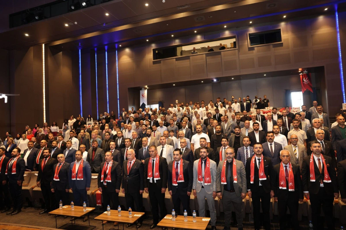 Yeniden Refah Partisi’nden Kongre Havasında Divan Toplantısı